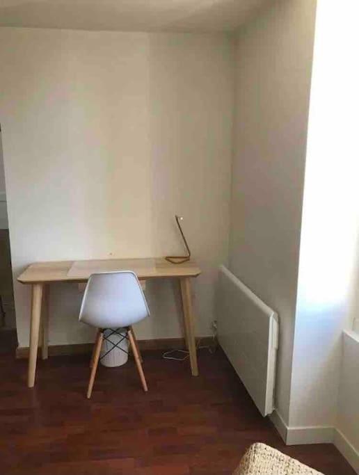 Appartement Cosy A Deux Pas De La Gare 라발 외부 사진