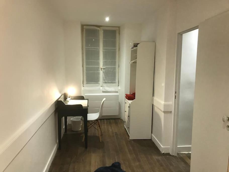 Appartement Cosy A Deux Pas De La Gare 라발 외부 사진